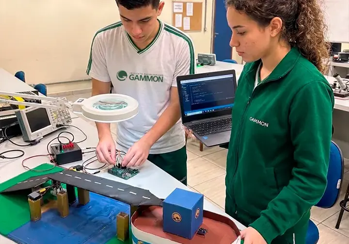 Robótica e Espaço Maker